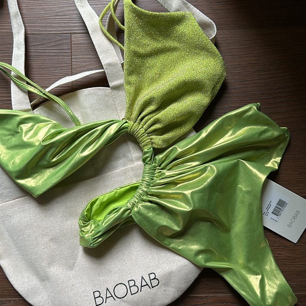 BNWT Baobab Collection IARA One Piece Lime Green Swimsuit Medium  (Sold Out)
